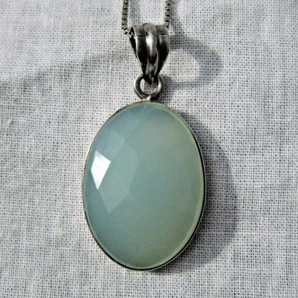 Jewelry - Sterling Silver Chalcedony Solitaire Neckalce